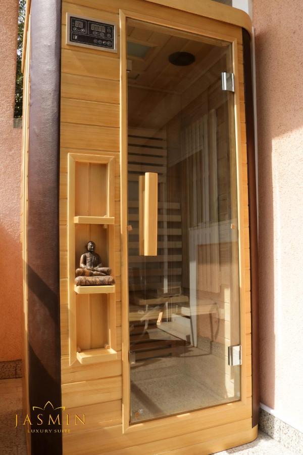 Luxury Jasmin Maison d'hôtes 5*